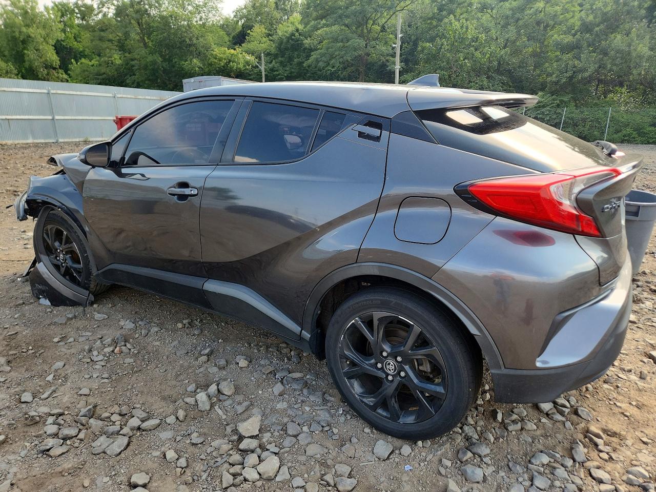 2018 TOYOTA C-HR XLE PREMIUM — снимка 2