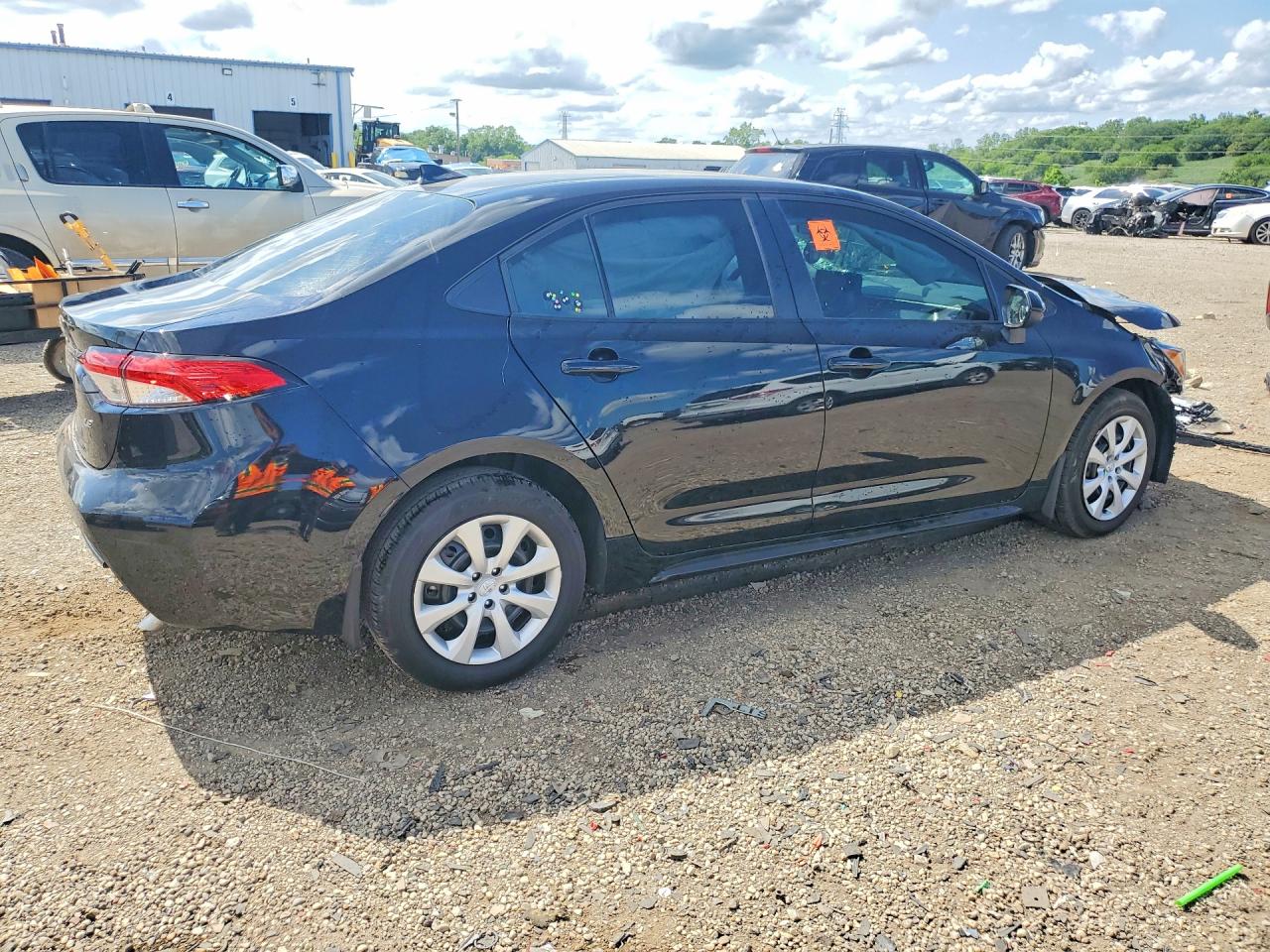 2025 TOYOTA COROLLA LE — снимка 3