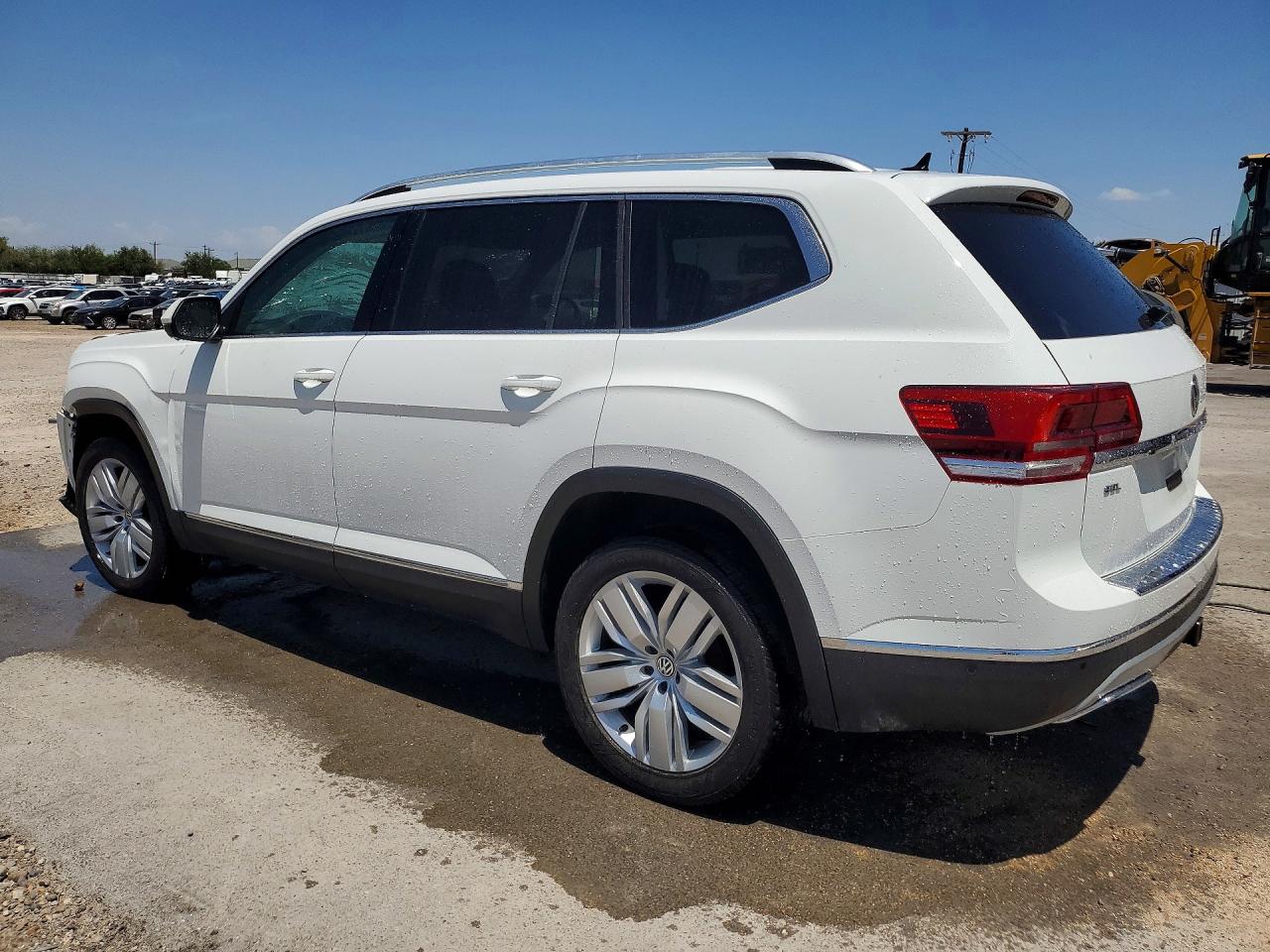 2019 VOLKSWAGEN ATLAS SEL PREMIUM — снимка 2