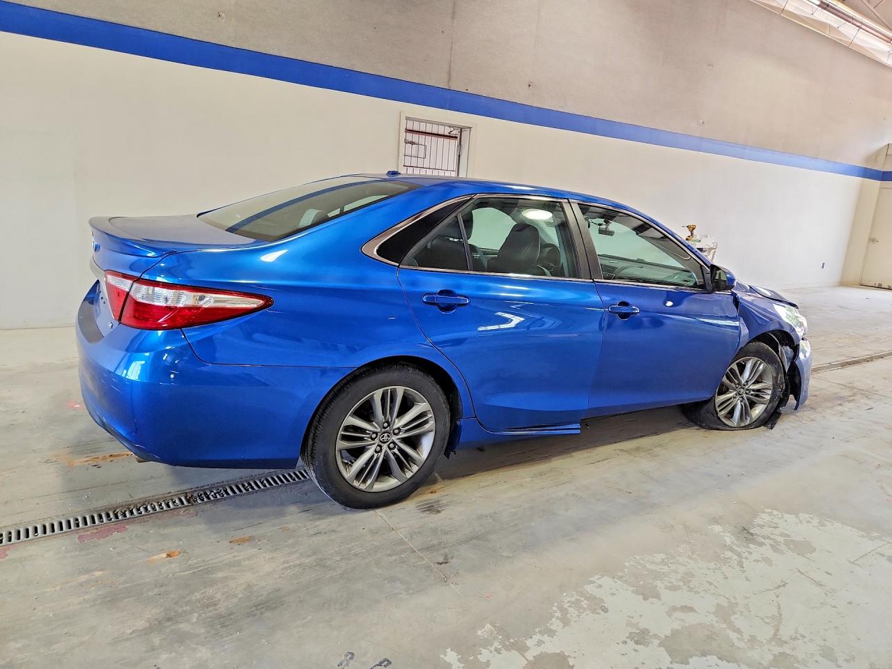 2017 TOYOTA CAMRY SE — снимка 3