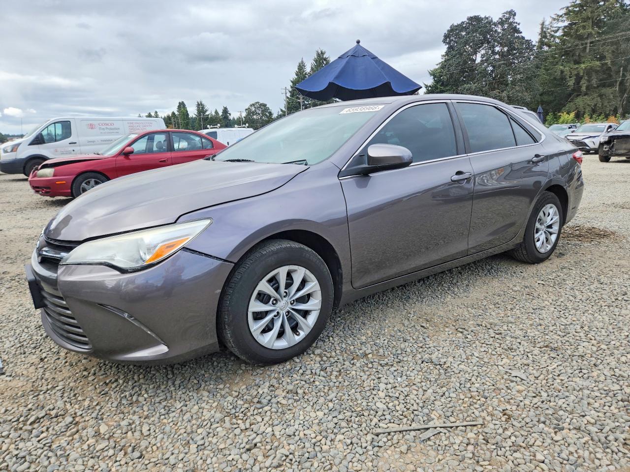 2016 TOYOTA CAMRY LE