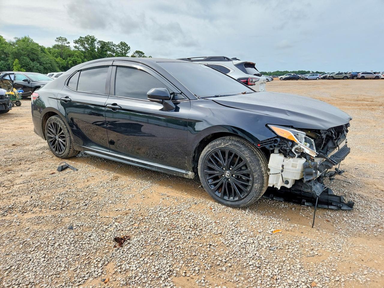 2019 TOYOTA CAMRY SE — снимка 4