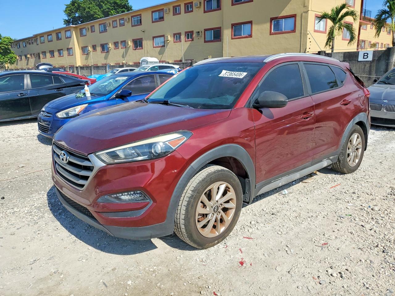 2017 HYUNDAI TUCSON SE