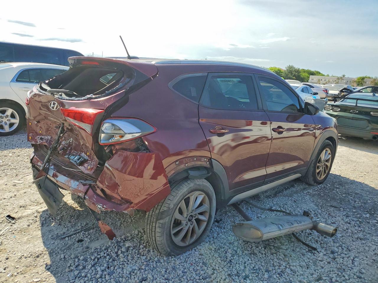 2017 HYUNDAI TUCSON SE — снимка 3