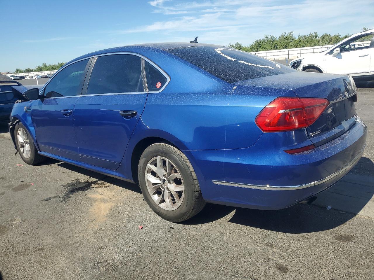 2016 VOLKSWAGEN PASSAT S — снимка 2