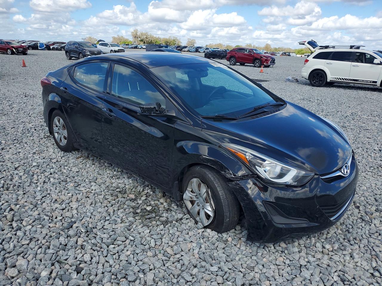 2016 HYUNDAI ELANTRA SE — снимка 4