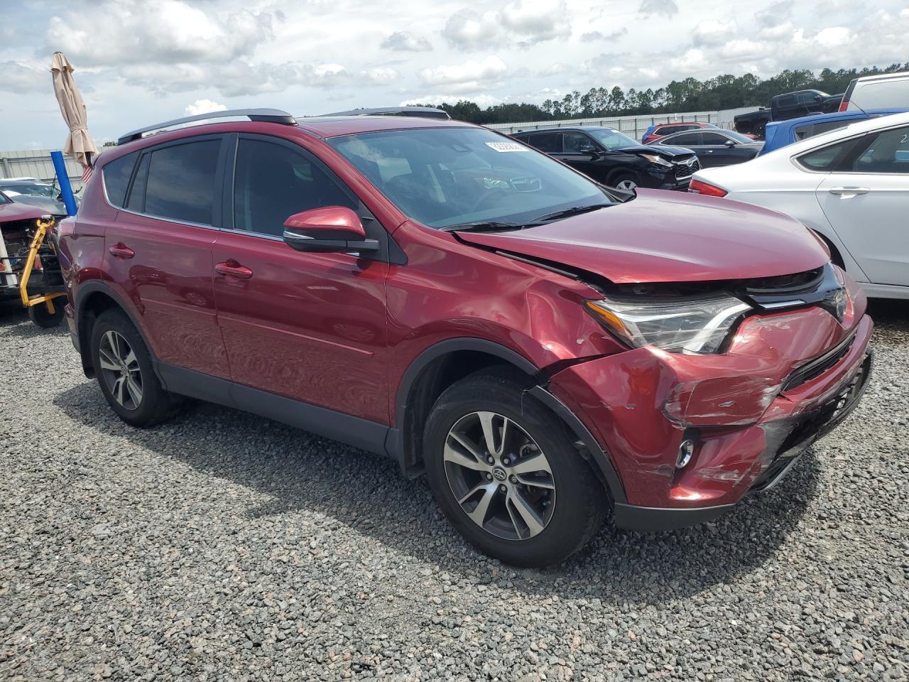 2018 TOYOTA RAV4 XLE — снимка 4