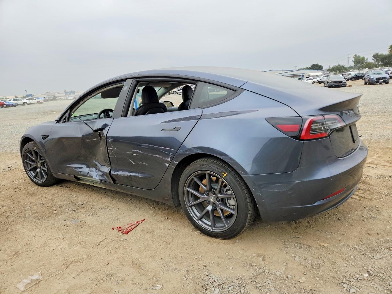 2022 TESLA MODEL 3 — снимка 2