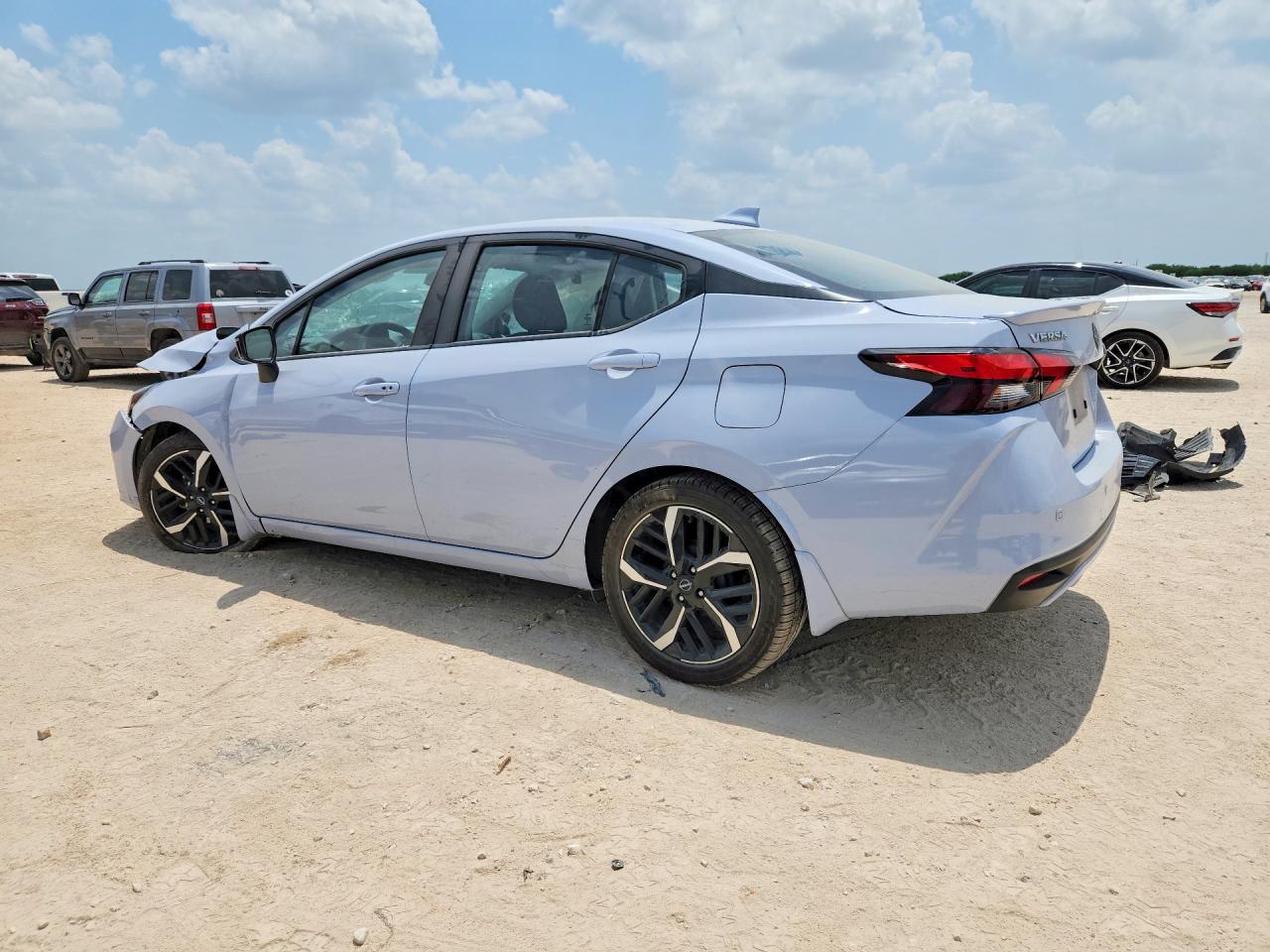 2023 NISSAN VERSA SR — снимка 2
