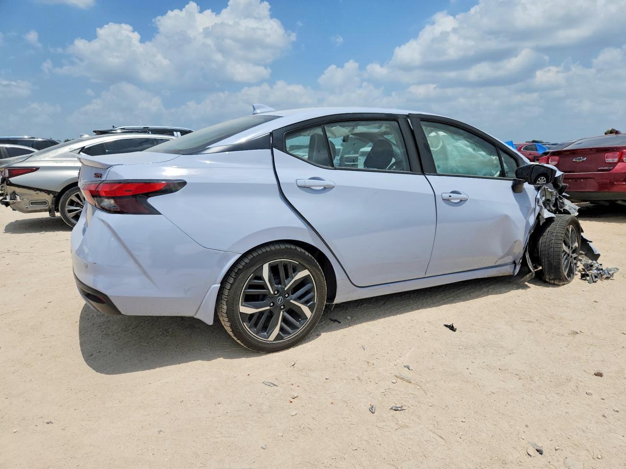 2023 NISSAN VERSA SR — снимка 3