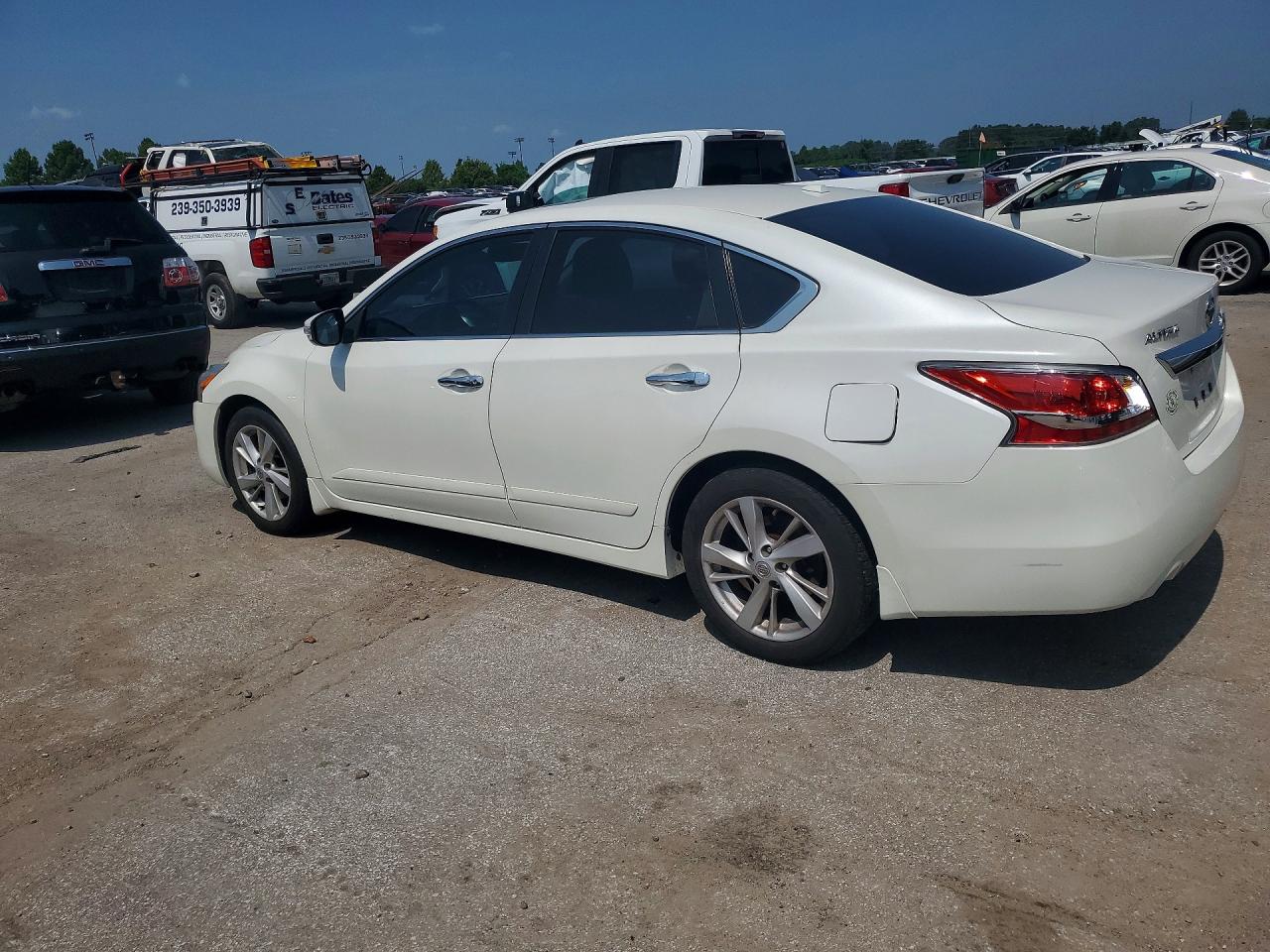 2015 NISSAN ALTIMA 2.5 SV — снимка 2