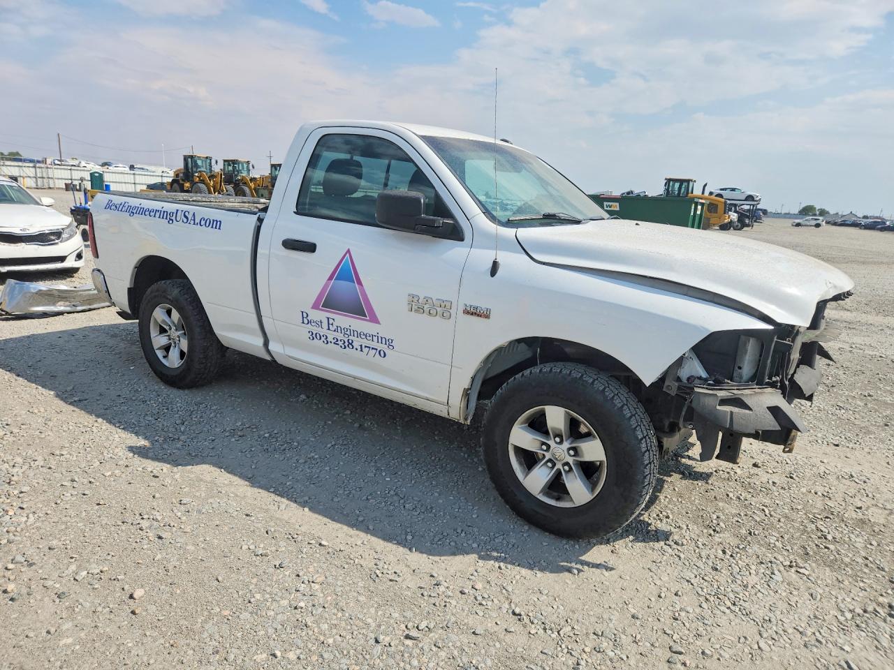 2017 RAM 1500 ST — снимка 4