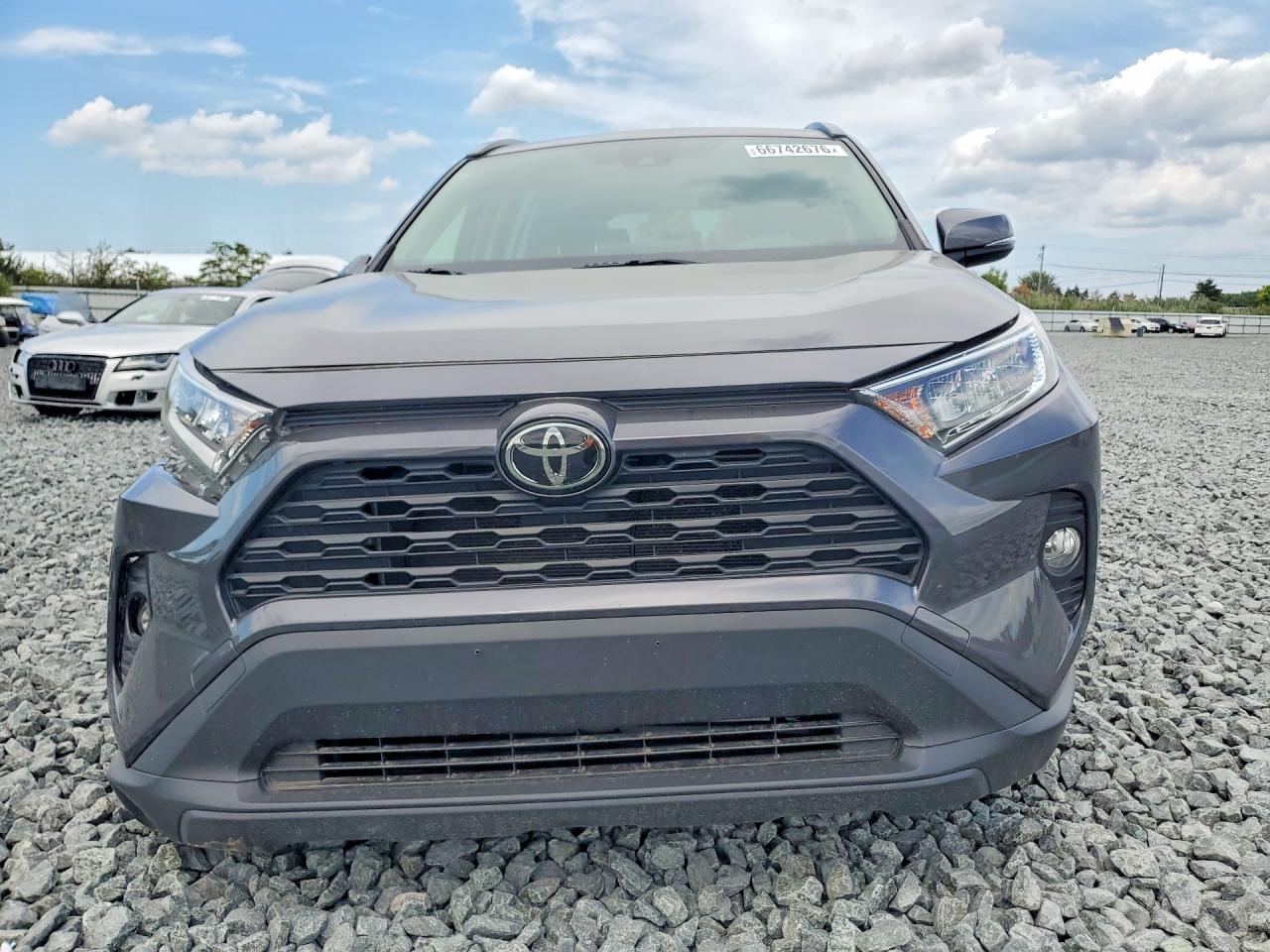 2020 TOYOTA RAV4 XLE — снимка 5