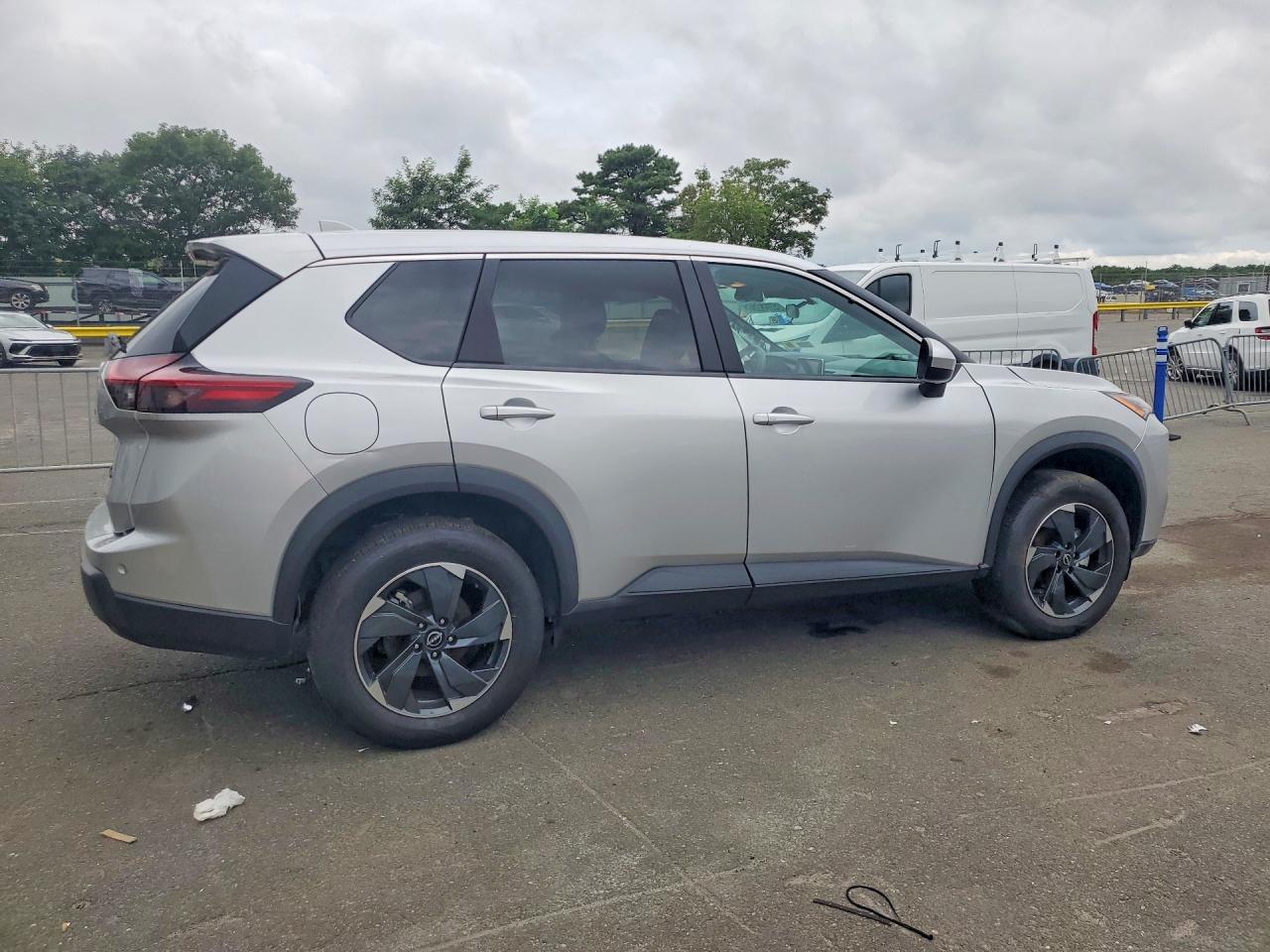2024 NISSAN ROGUE SV — снимка 3
