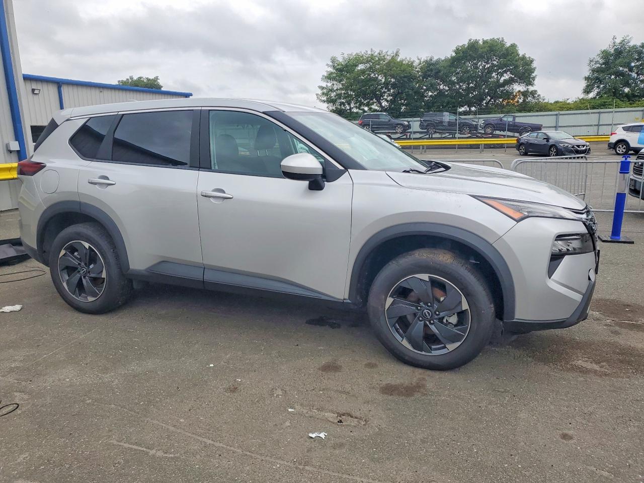 2024 NISSAN ROGUE SV — снимка 4