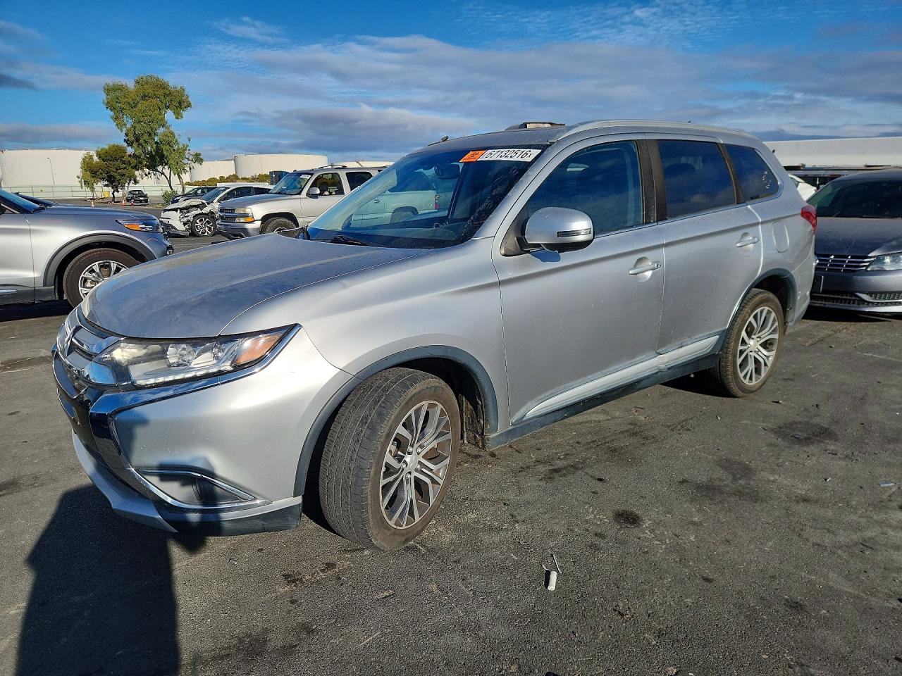 2018 MITSUBISHI OUTLANDER SE