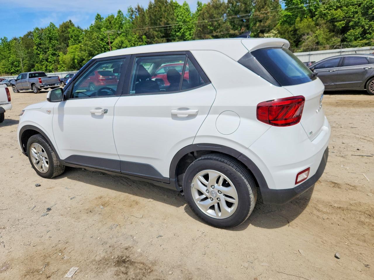 2021 HYUNDAI VENUE SE — снимка 2