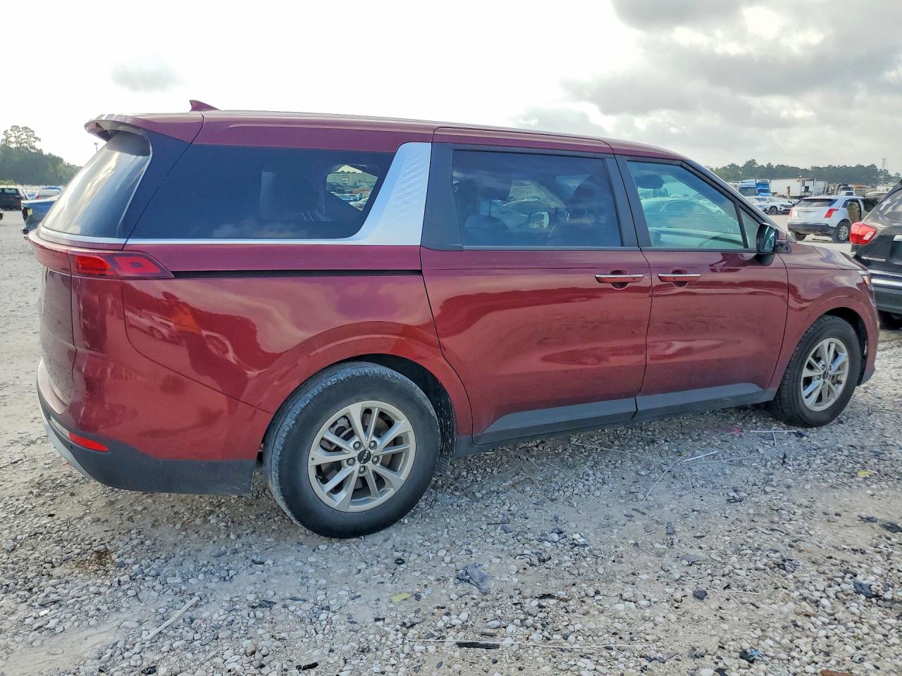2024 KIA CARNIVAL LX — снимка 3