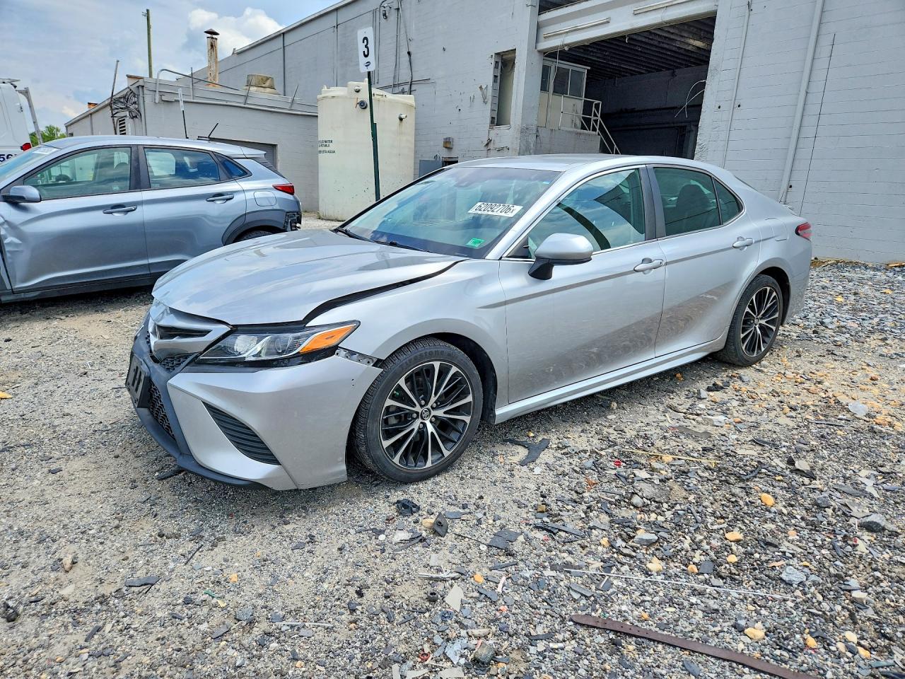 2018 TOYOTA CAMRY SE