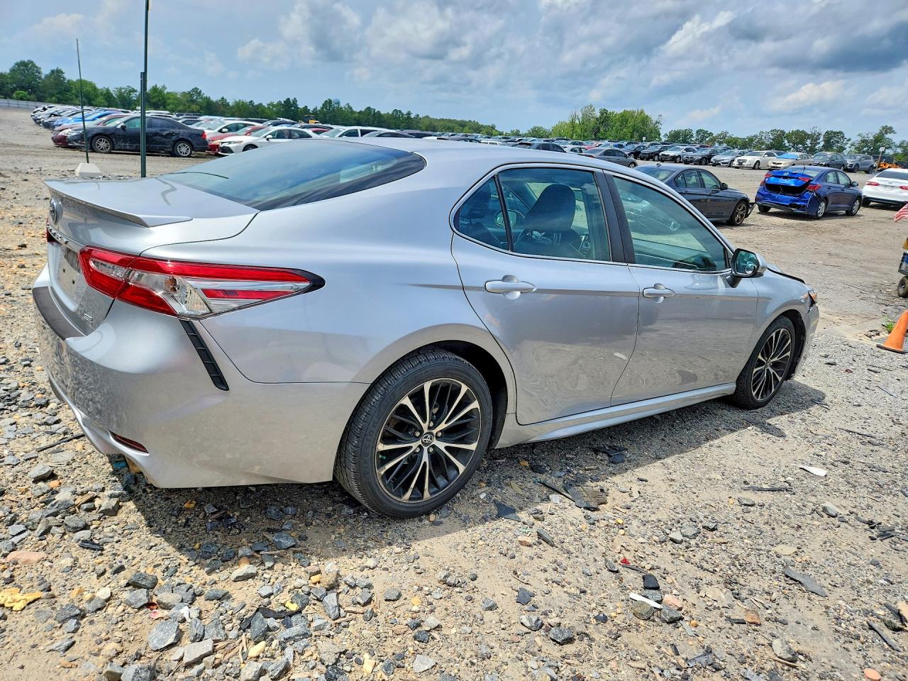 2018 TOYOTA CAMRY SE — снимка 3