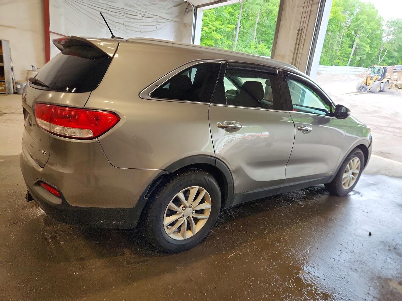 2017 KIA SORENTO LX V6 — снимка 3