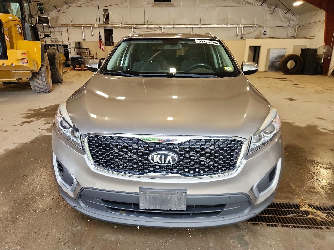 2017 KIA SORENTO LX V6 — снимка 5
