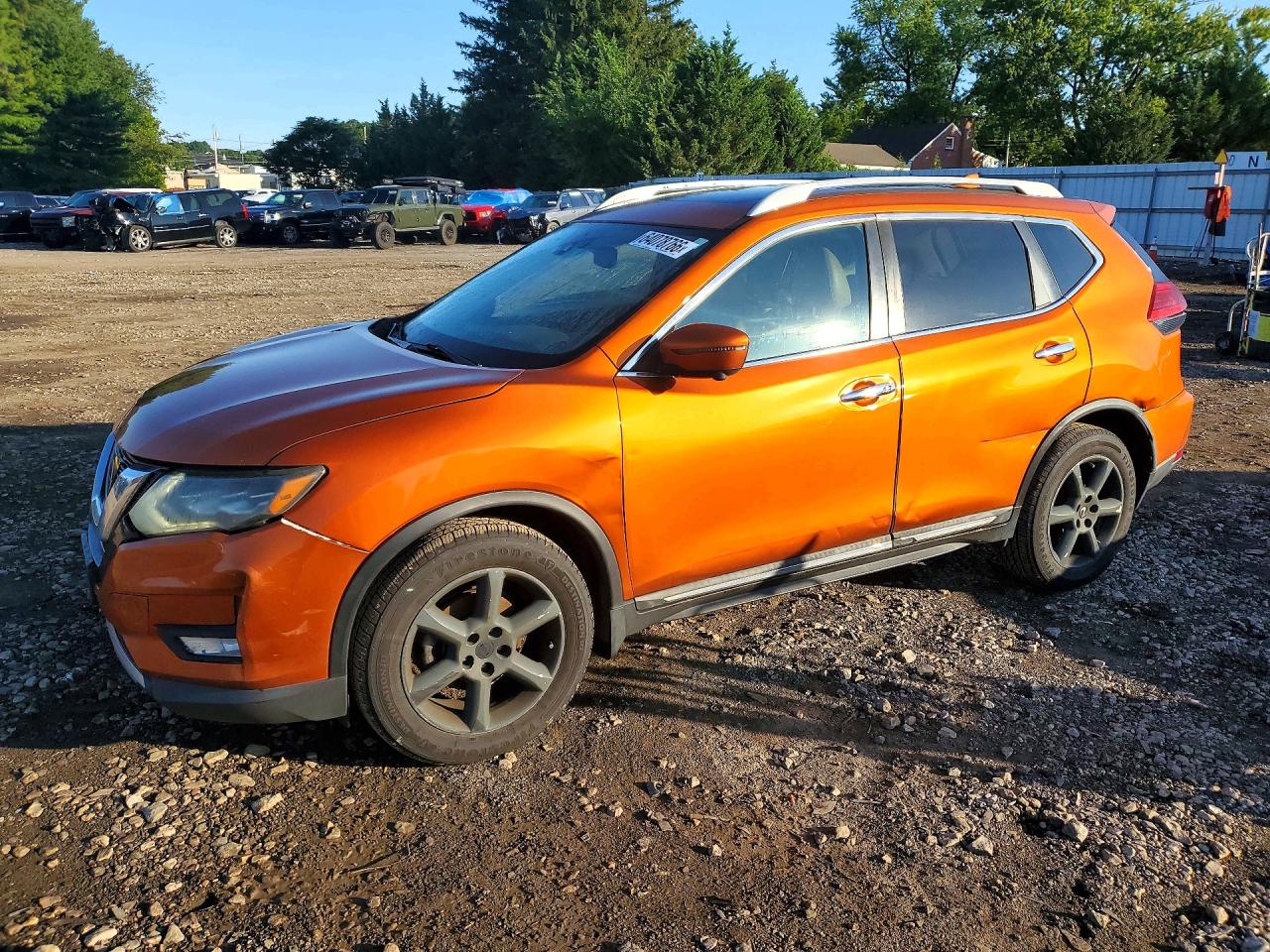 2017 NISSAN ROGUE SL