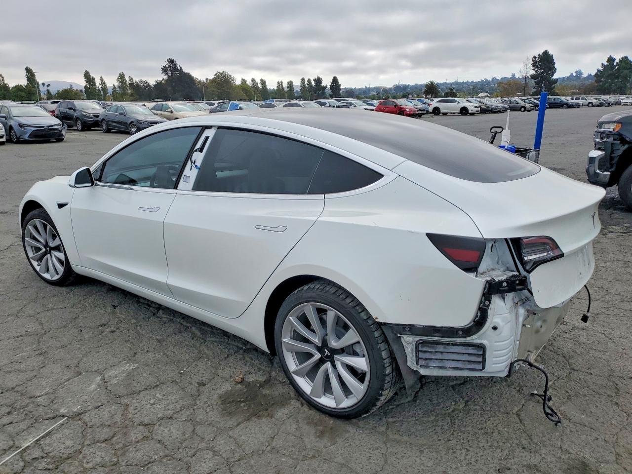 2018 TESLA MODEL 3 — снимка 2