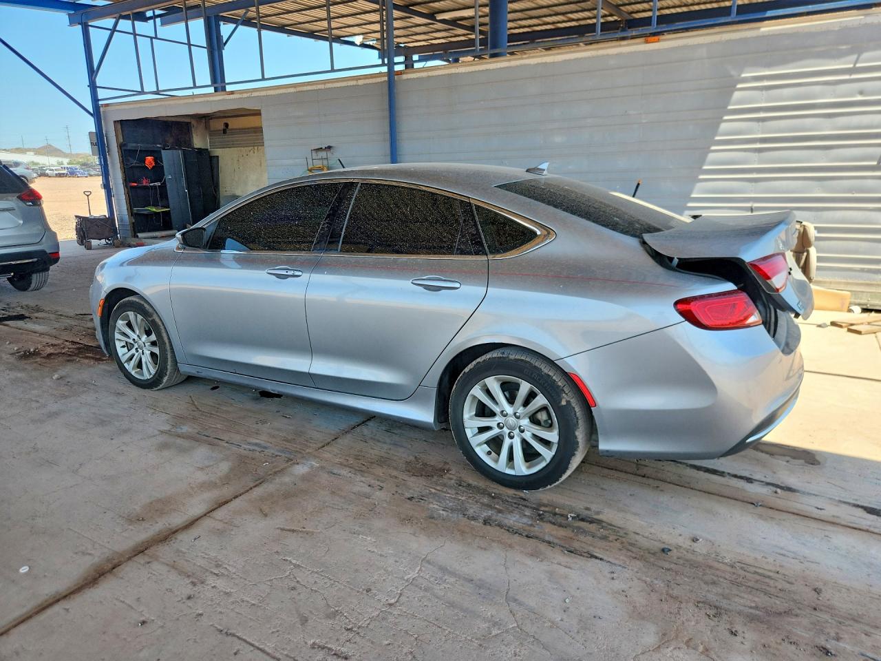 2015 CHRYSLER 200 LIMITED — снимка 2