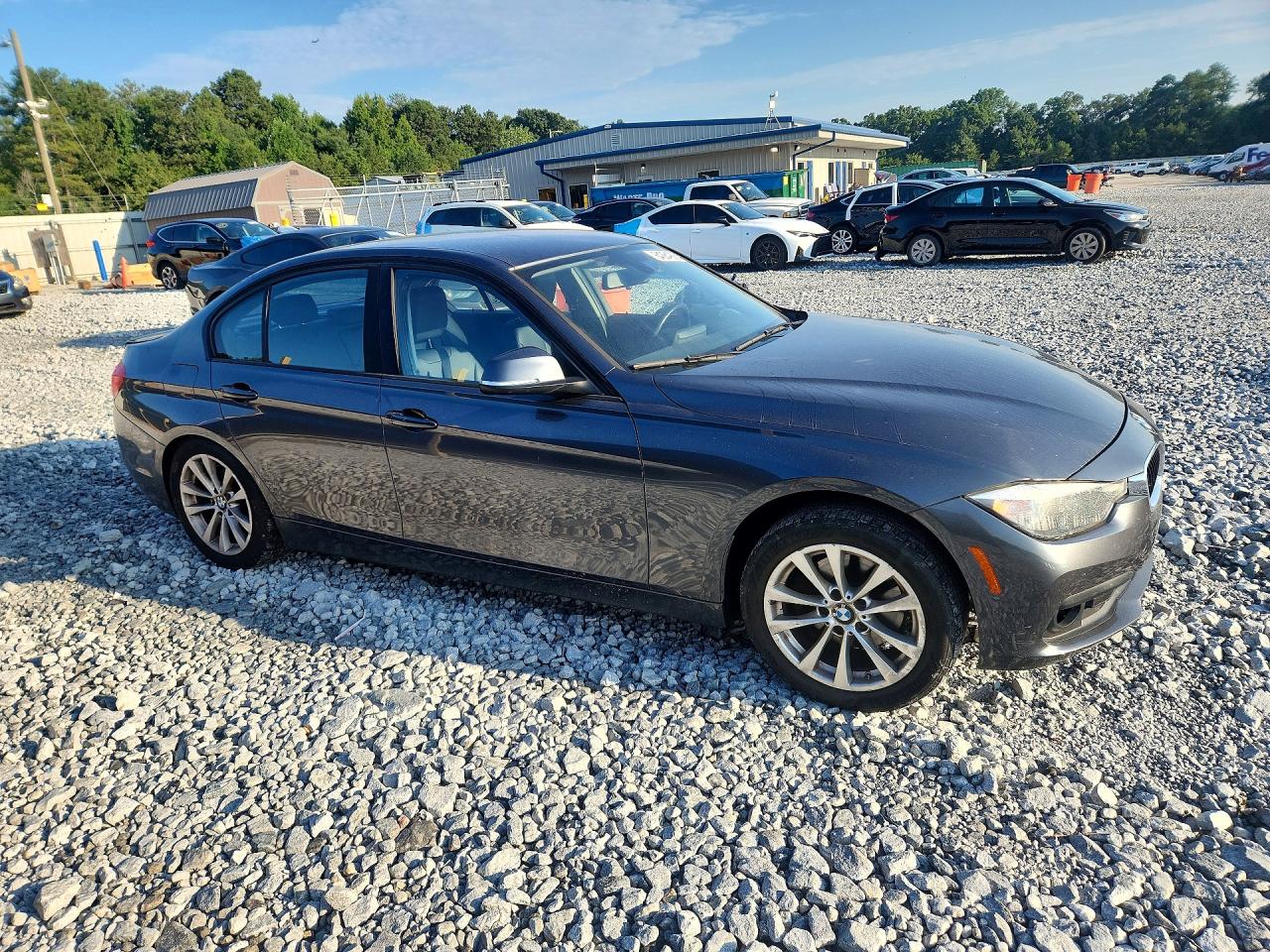 2017 BMW 320 I — снимка 4