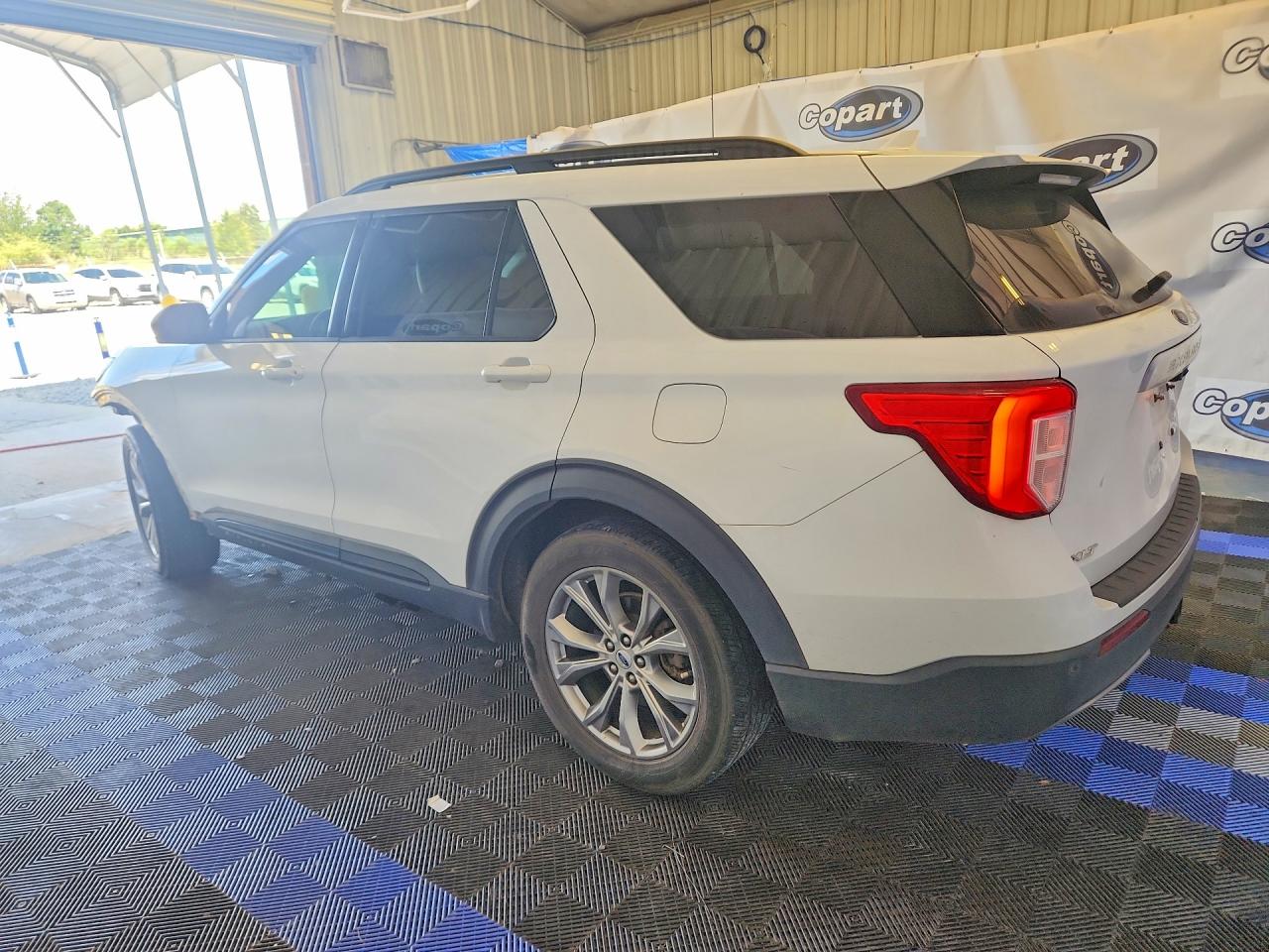 2020 FORD EXPLORER XLT — снимка 2