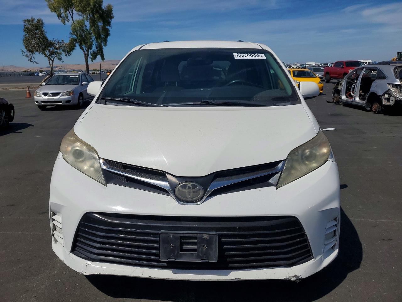 2019 TOYOTA SIENNA LE — снимка 5