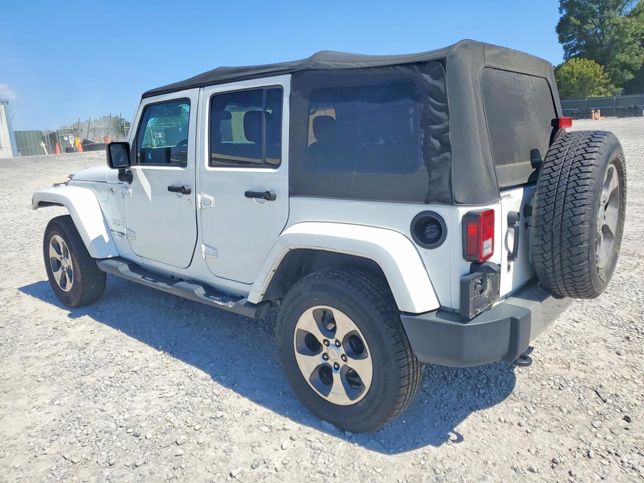 2018 JEEP WRANGLER UNLIMITED SAHARA — снимка 2