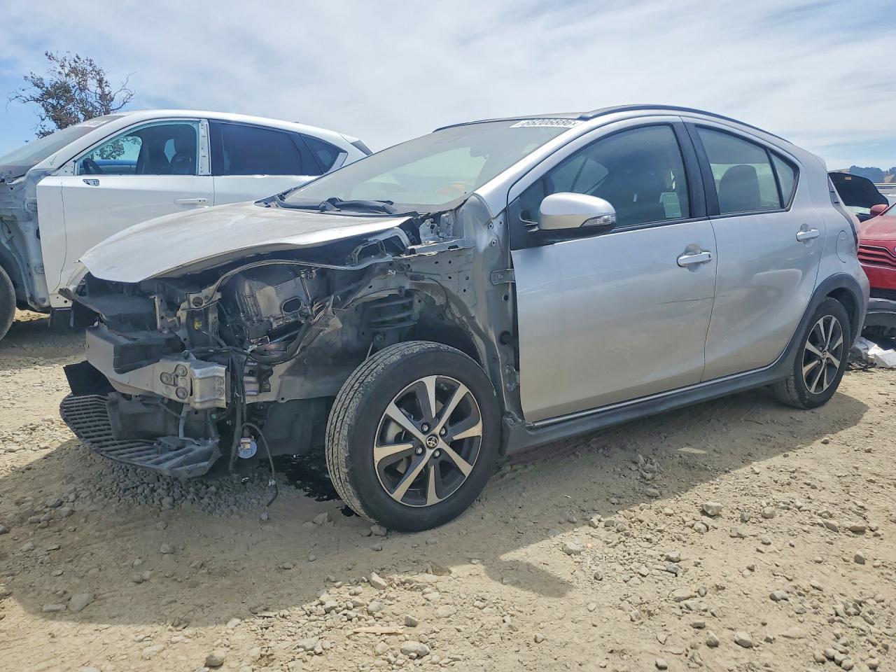 2018 TOYOTA PRIUS C TWO