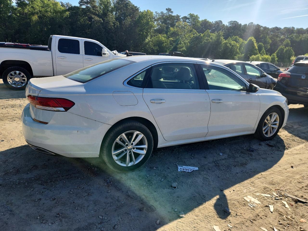 2020 VOLKSWAGEN PASSAT SE — снимка 3