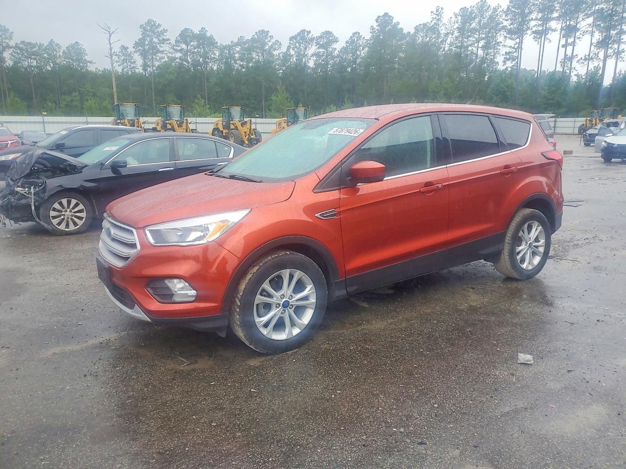 2019 FORD ESCAPE SE