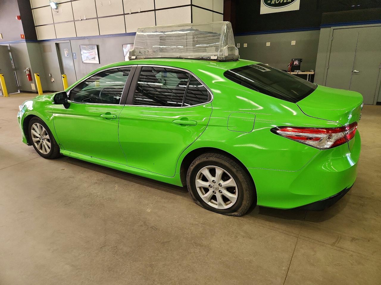 2018 TOYOTA CAMRY LE — снимка 2