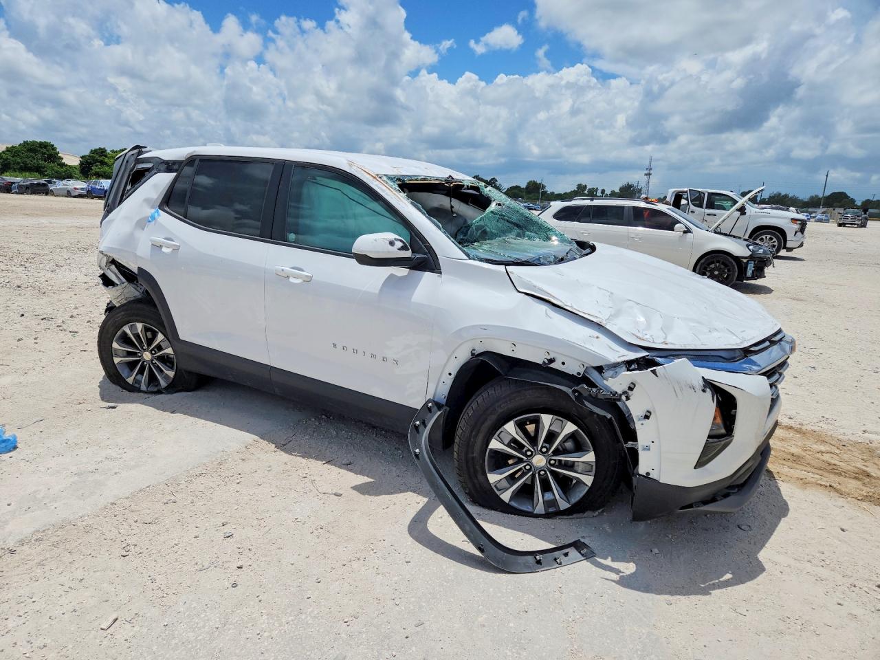 2026 CHEVROLET EQUINOX LT — снимка 4