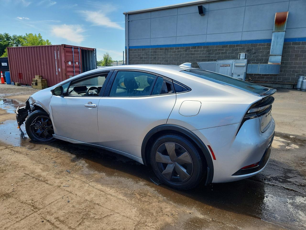2024 TOYOTA PRIUS PRIME SE — снимка 2