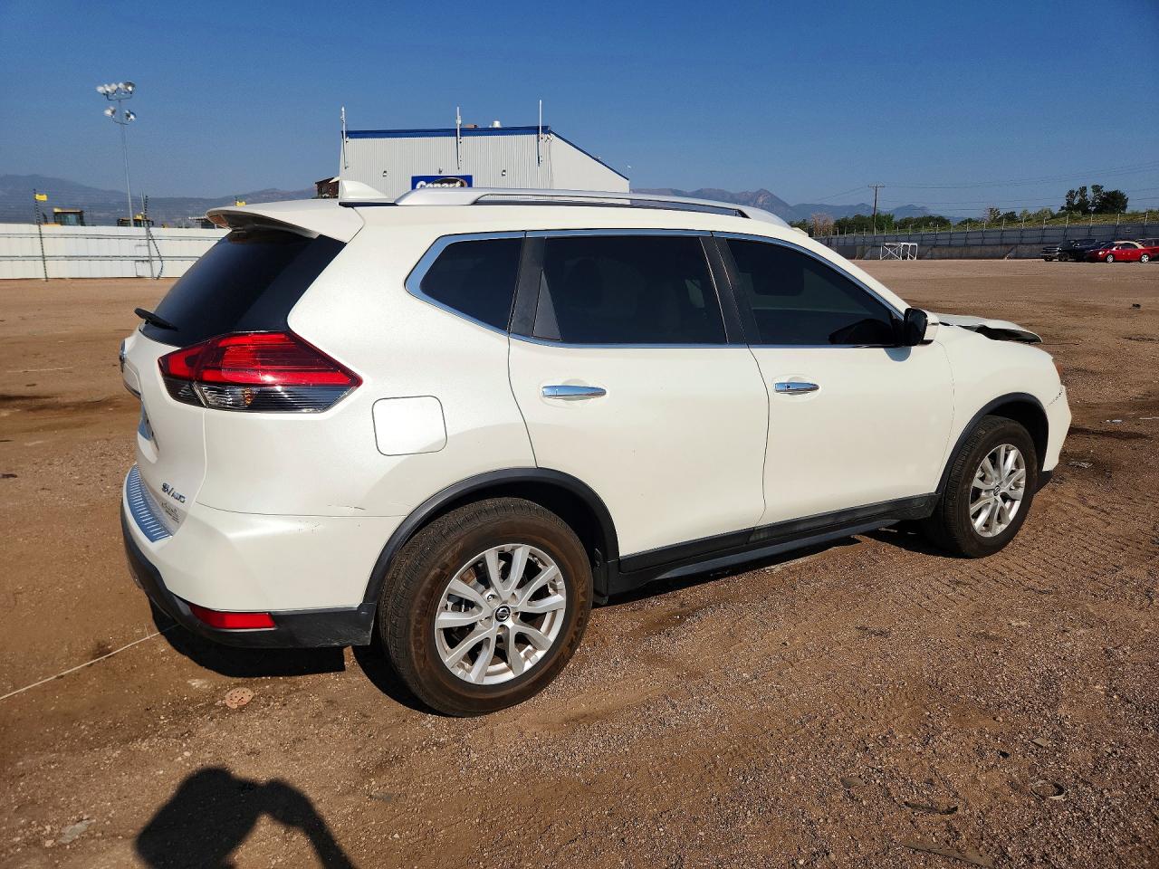 2017 NISSAN ROGUE SV — снимка 3