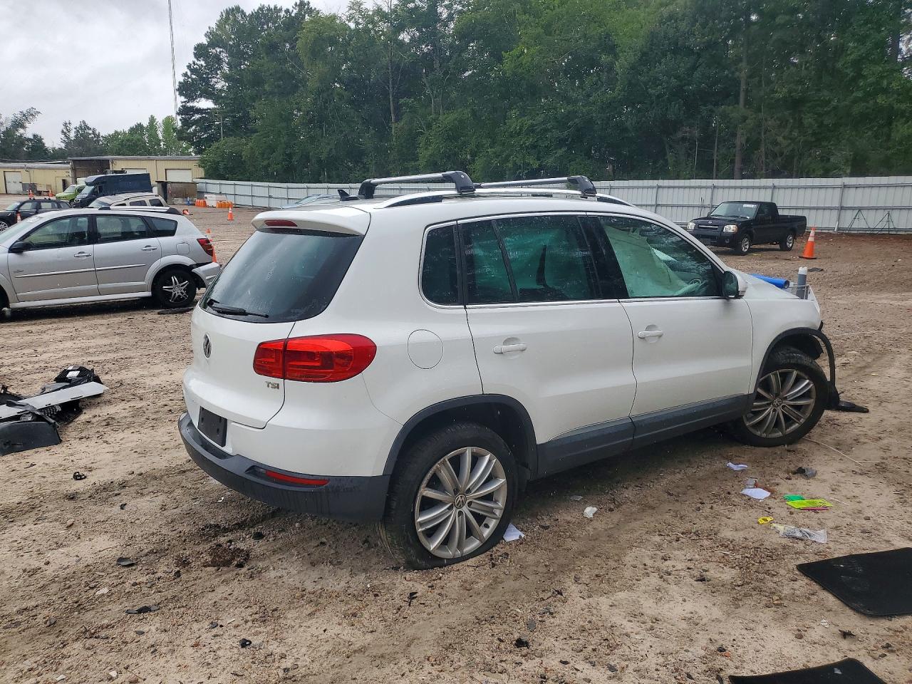 2016 VOLKSWAGEN TIGUAN S — снимка 3