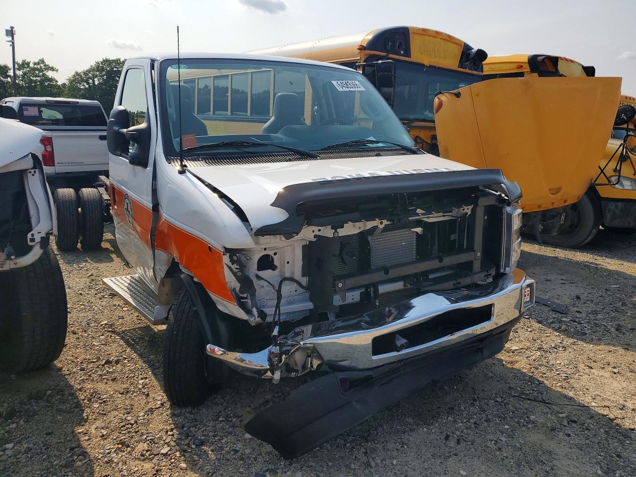 2025 FORD ECONOLINE E450 SUPER DUTY CUTAWAY VAN — снимка 4