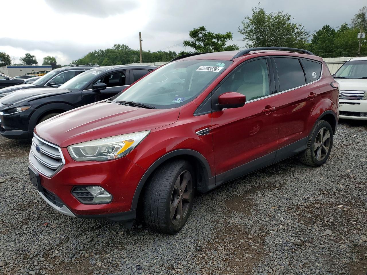 2017 FORD ESCAPE SE
