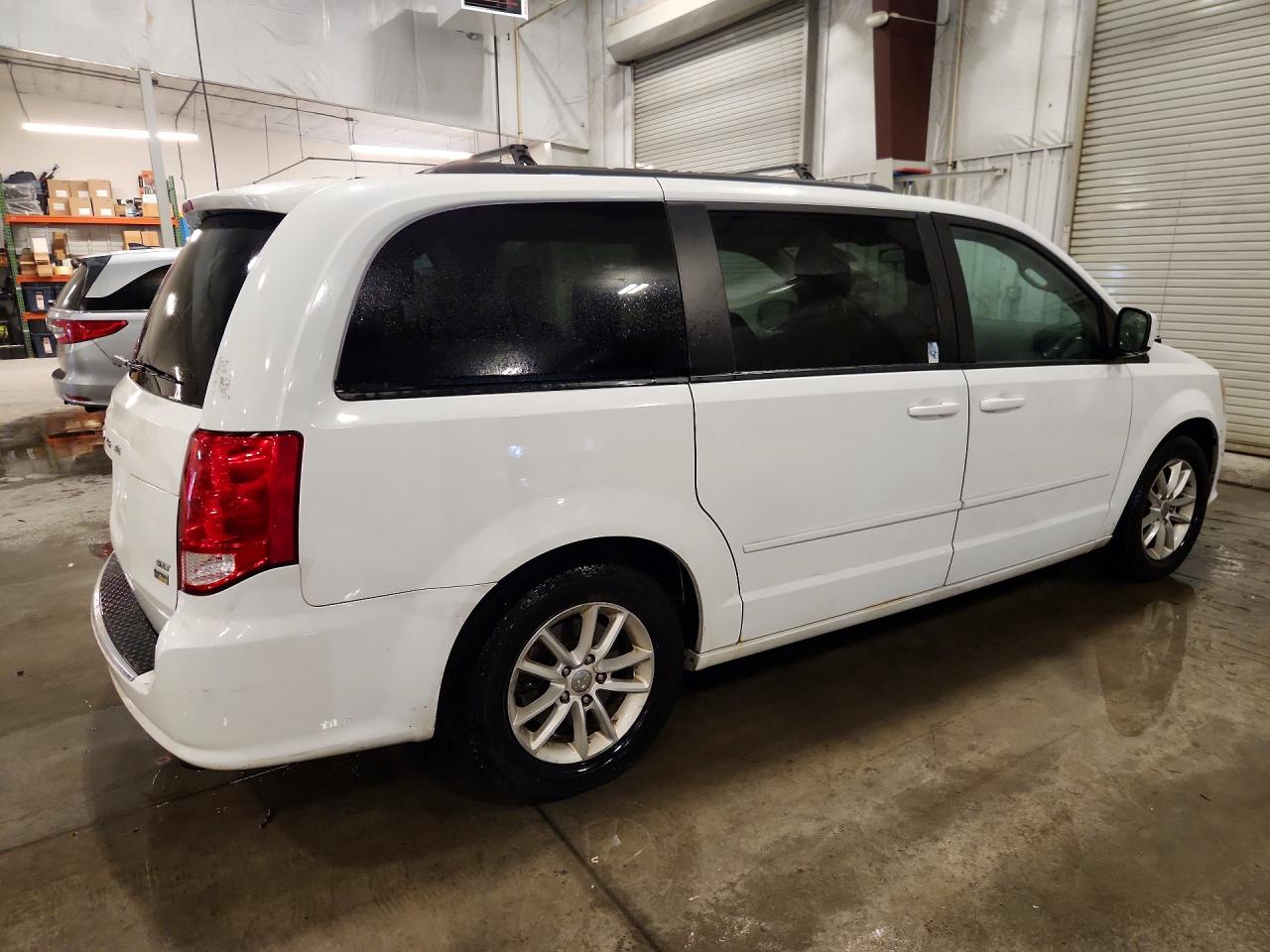 2016 DODGE GRAND CARAVAN SXT — снимка 3