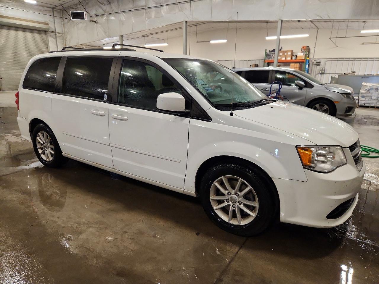 2016 DODGE GRAND CARAVAN SXT — снимка 4