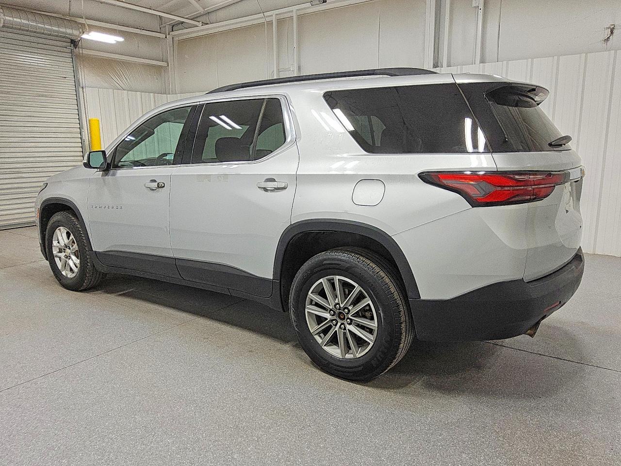 2022 CHEVROLET TRAVERSE LT — снимка 2