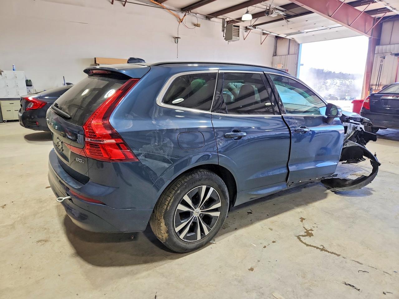 2023 VOLVO XC60 CORE — снимка 3