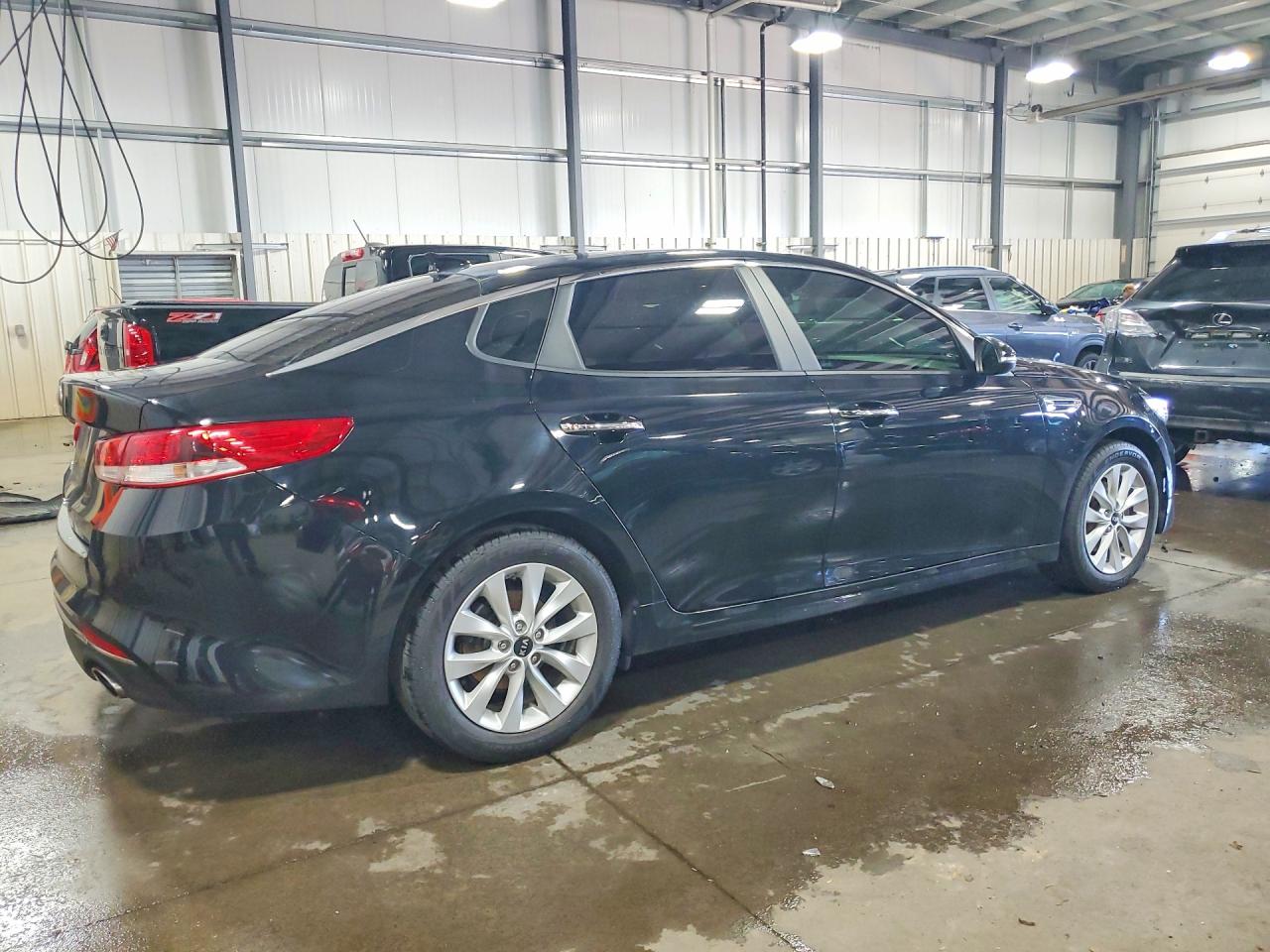 2017 KIA OPTIMA LX — снимка 3