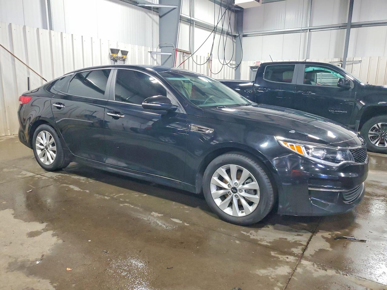 2017 KIA OPTIMA LX — снимка 4