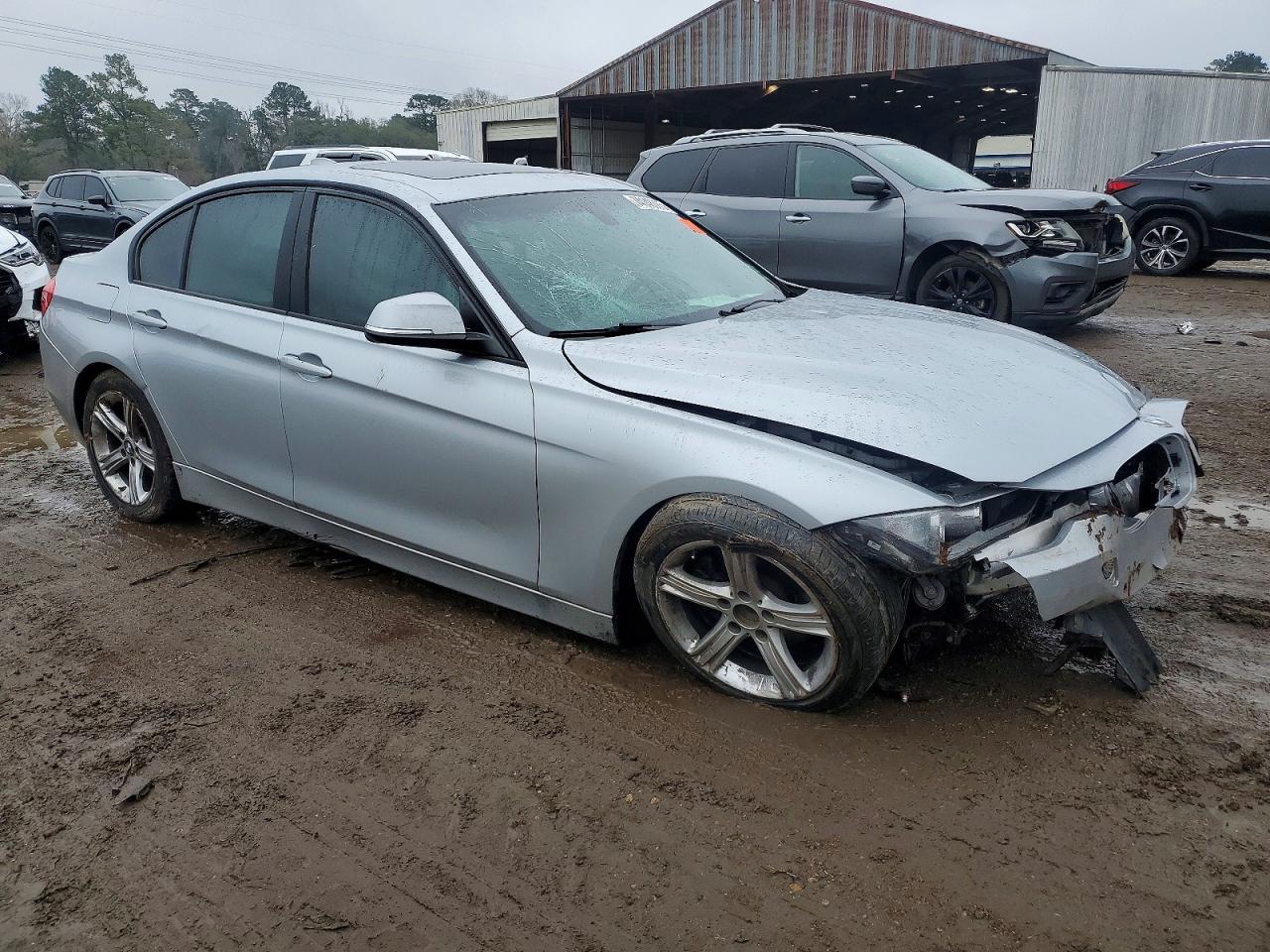 2014 BMW 320 I — снимка 4